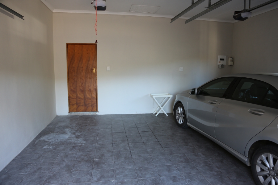 4 Bedroom Property for Sale in Dorchester Heights Eastern Cape